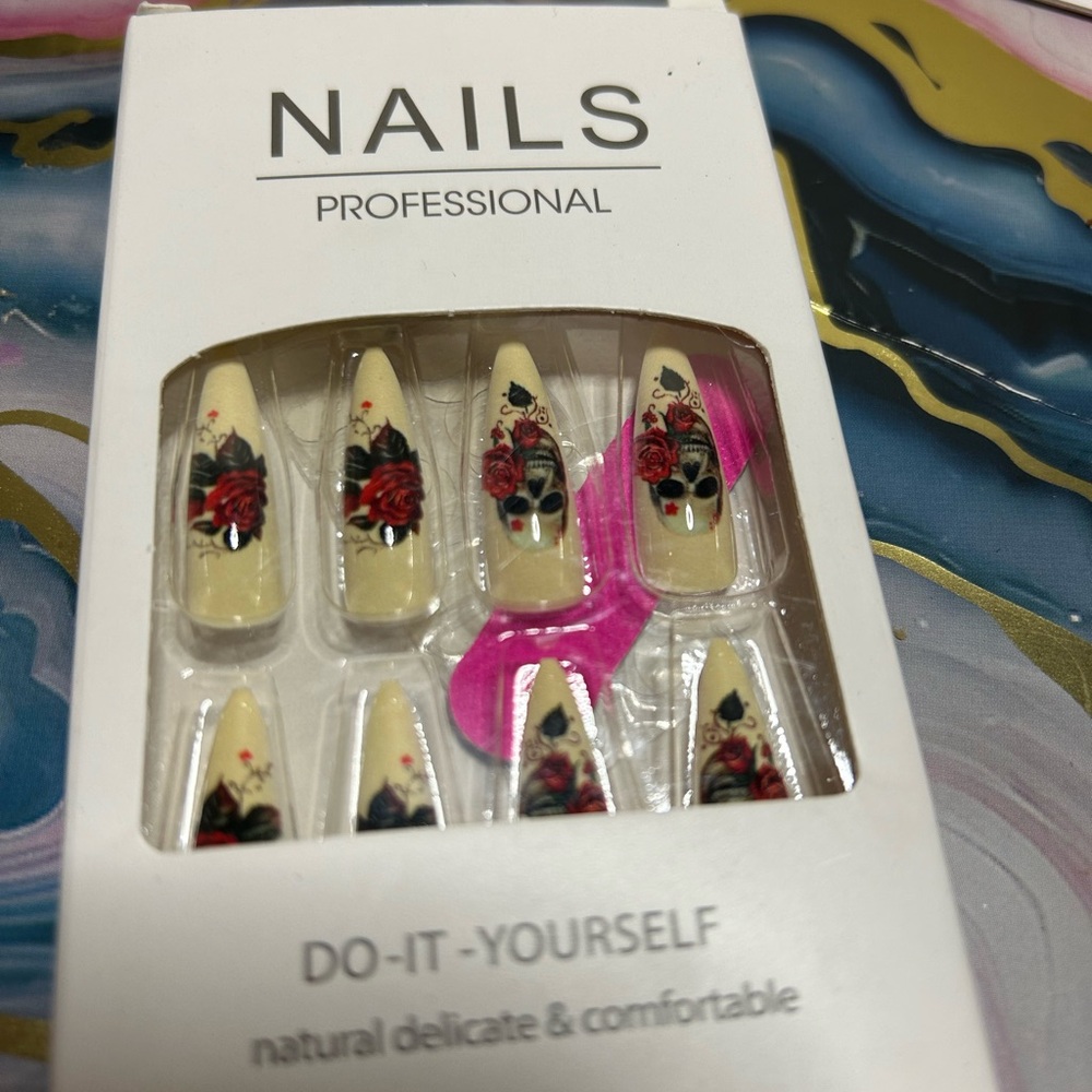 Floral Nail Art Set